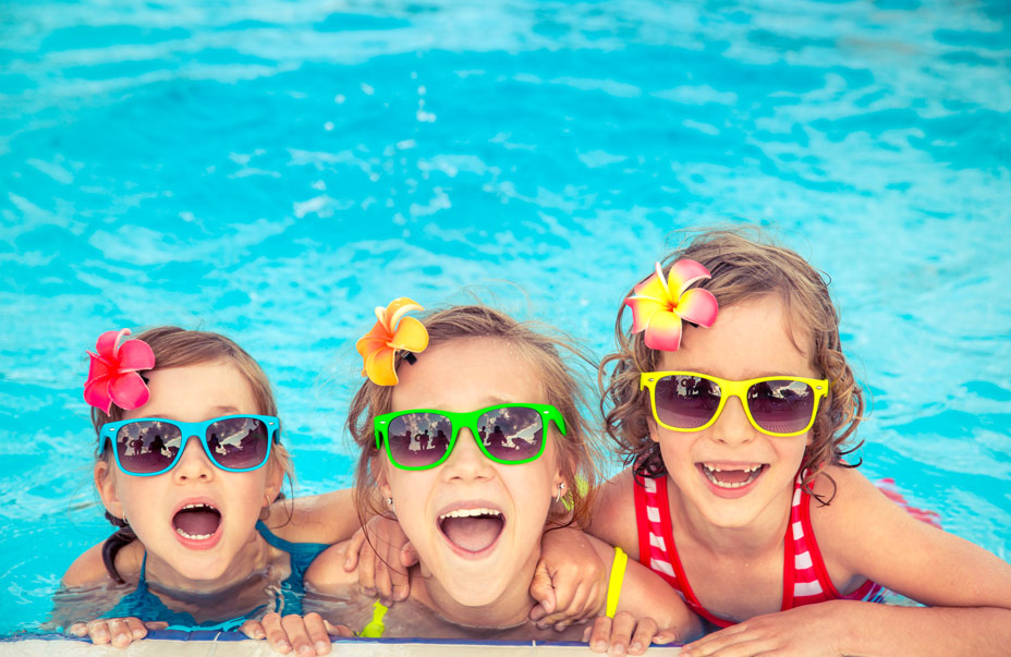 enfants piscine baignade